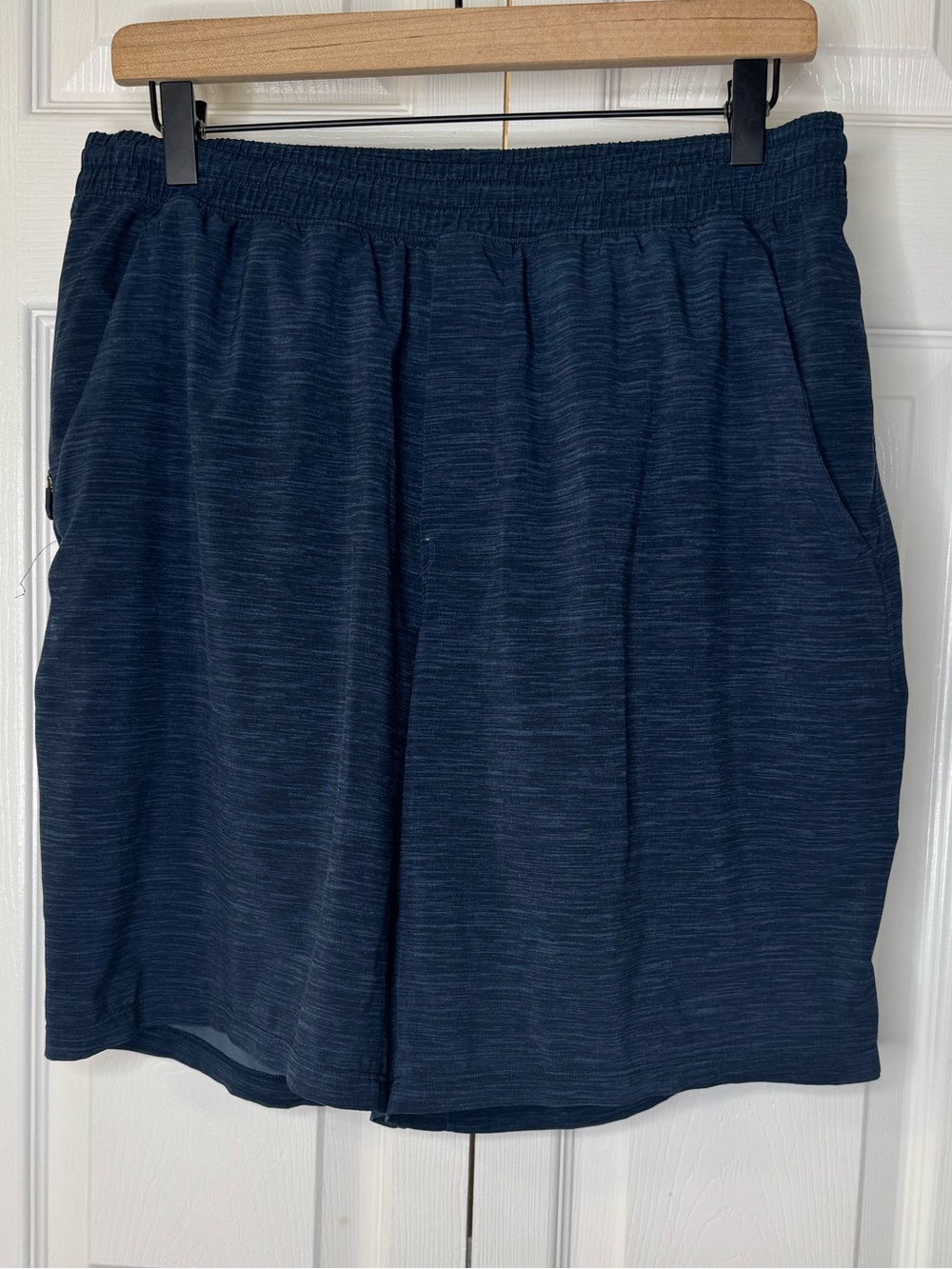 Lululemon - Picture 5 of 5